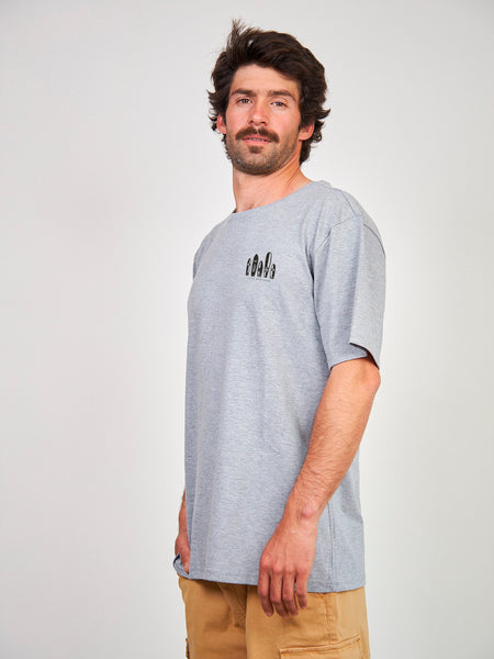 Polera Gris Claro Manga Corta Hombre Malibu